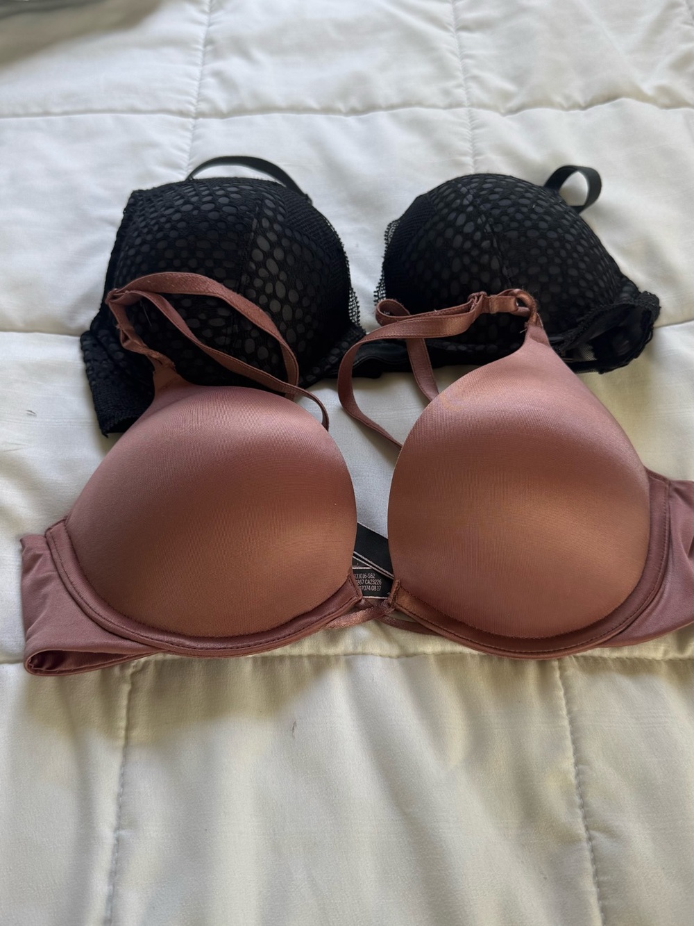 Victoria’s Secret bombshell bras